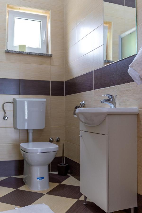 Guesthouse Palombaro Umag Bagian luar foto