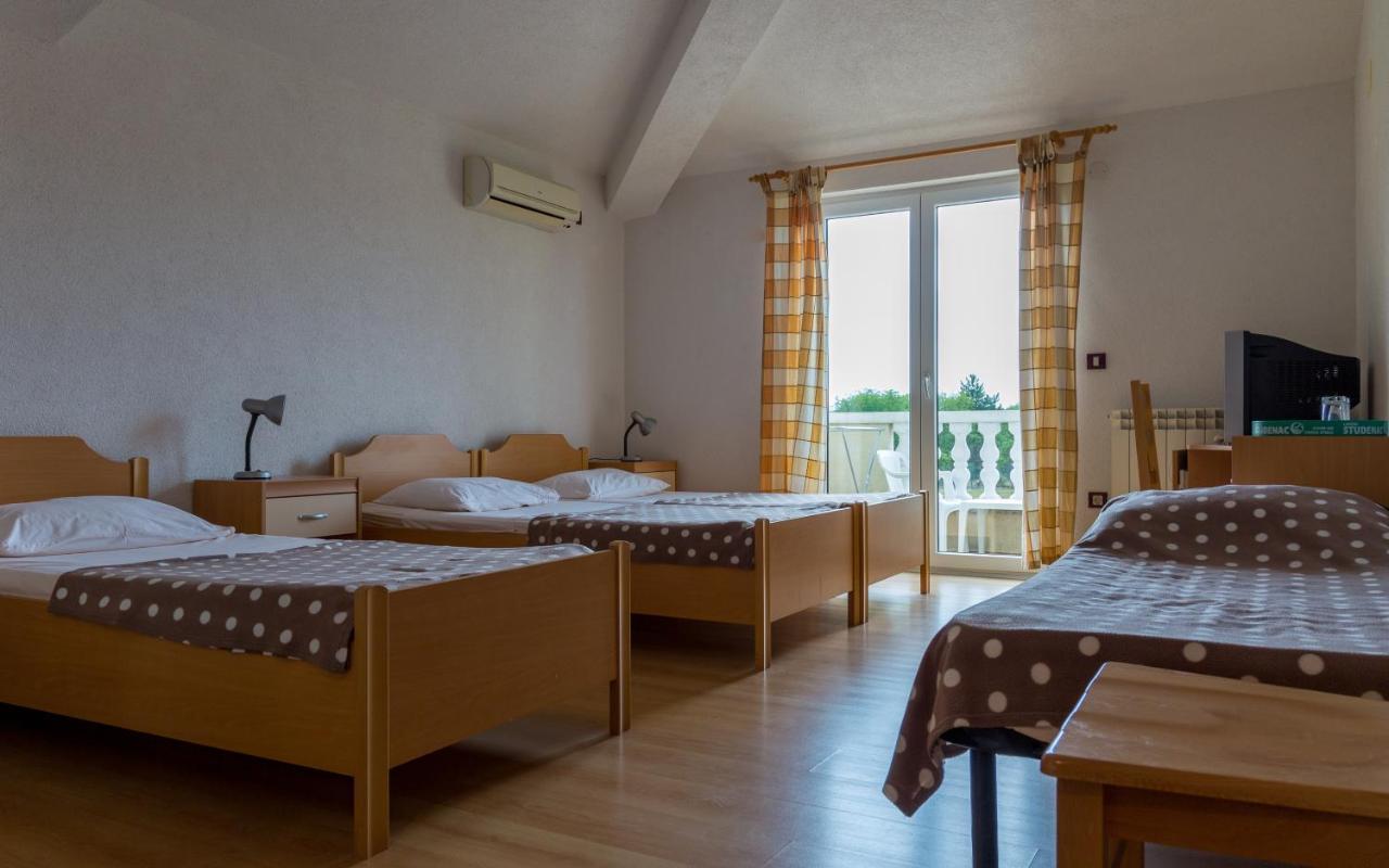Guesthouse Palombaro Umag Bagian luar foto