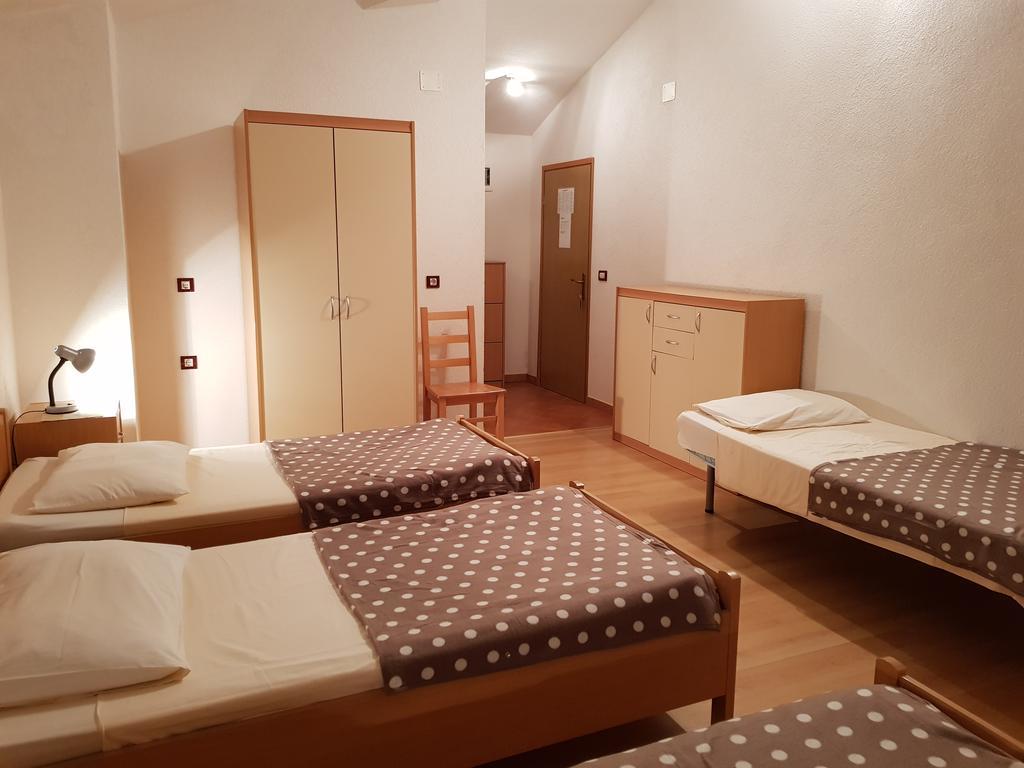 Guesthouse Palombaro Umag Bagian luar foto